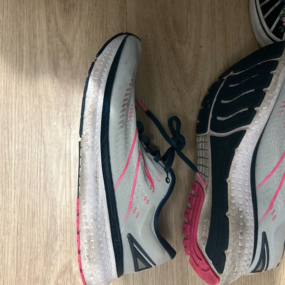 Brooks Glycerin - Picture 3 of 4